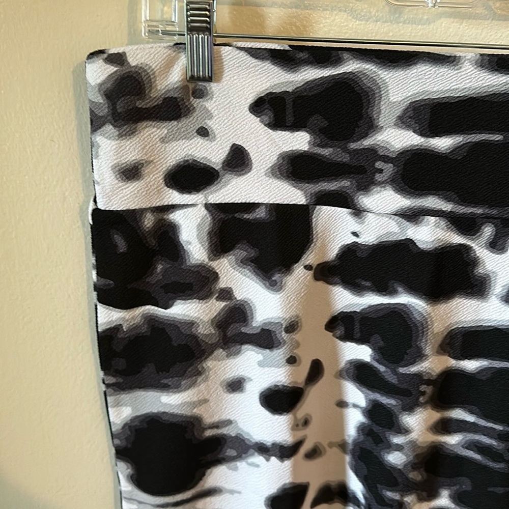NWT XL LulaRoe Cassie skirt